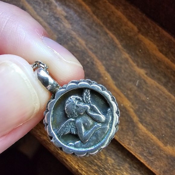 Mariana Clear Swarovski Crystal Guardian Angel pendant necklace silver tone - Picture 4 of 13